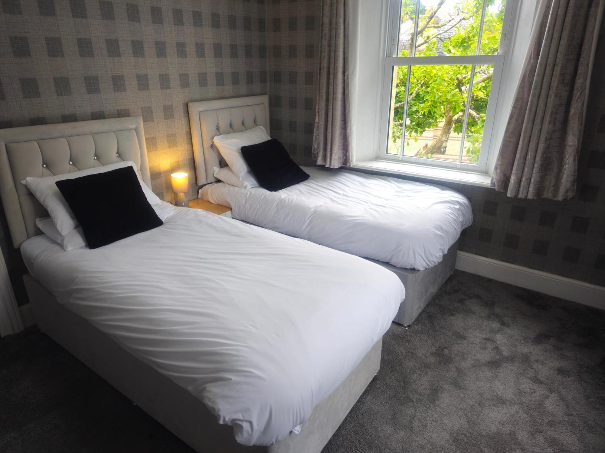 Exquisite 10 Bed Villa Hot Tub And Games Room Barnstaple Dış mekan fotoğraf