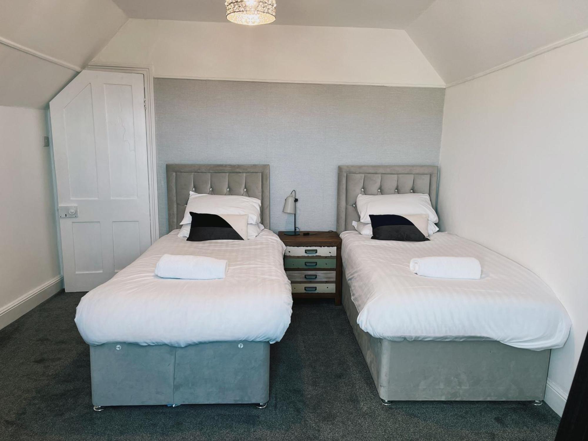 Exquisite 10 Bed Villa Hot Tub And Games Room Barnstaple Dış mekan fotoğraf